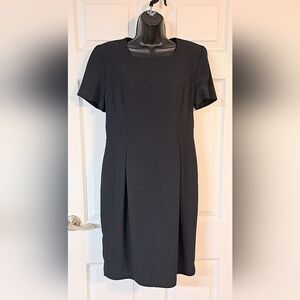 Maggy London Black Short Sleeve Dress